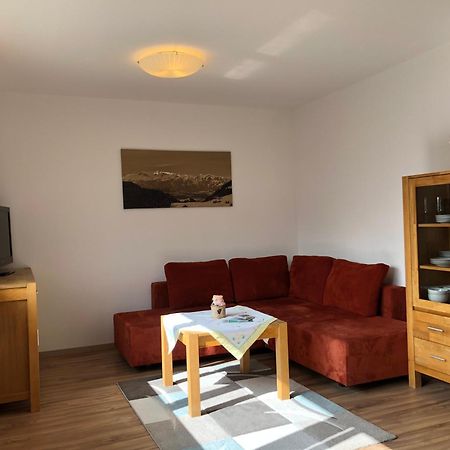 Walli Laterns - Ski Und Bergvergnuegen Direkt Vor Der Haustuer Exterior photo