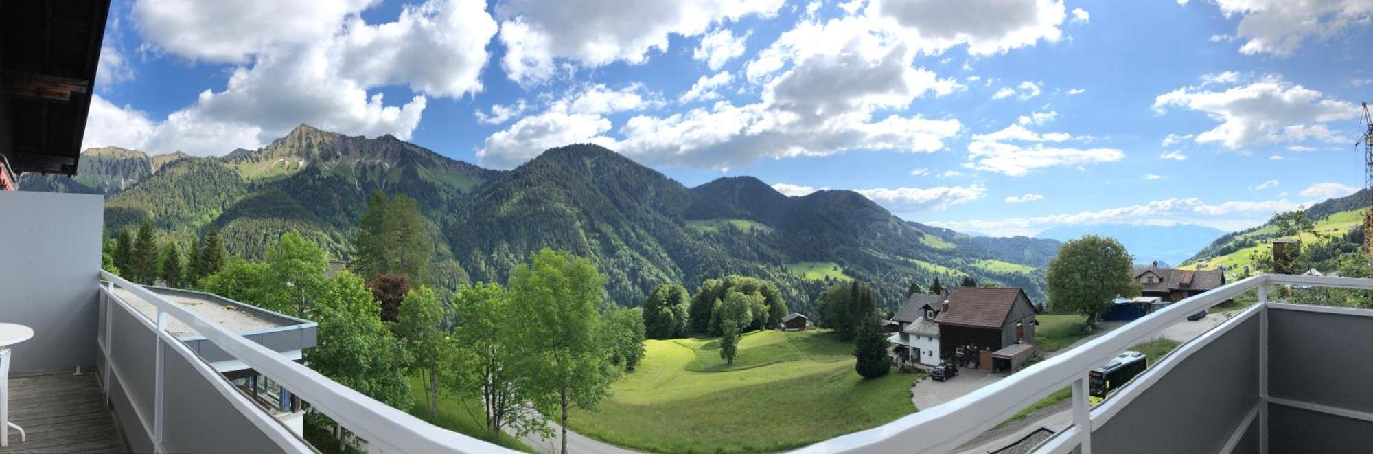 Walli Laterns - Ski Und Bergvergnuegen Direkt Vor Der Haustuer Exterior photo